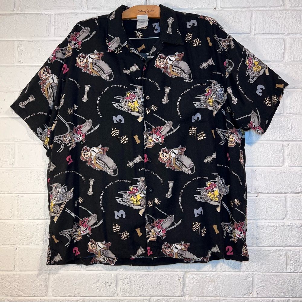 Warner Bros Studio Store Men  Button Up Looney Tunes Racing Sz XL Black Shirt